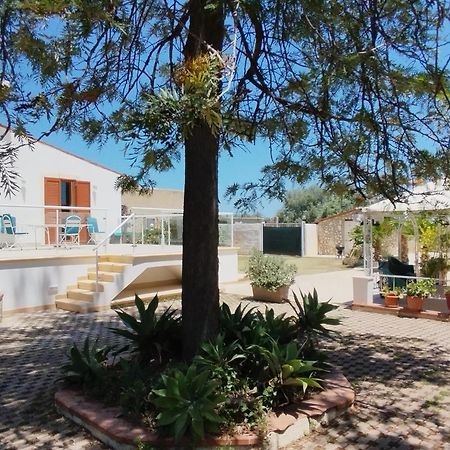 הוילה פלורידיה Casa Di Lu' מראה חיצוני תמונה