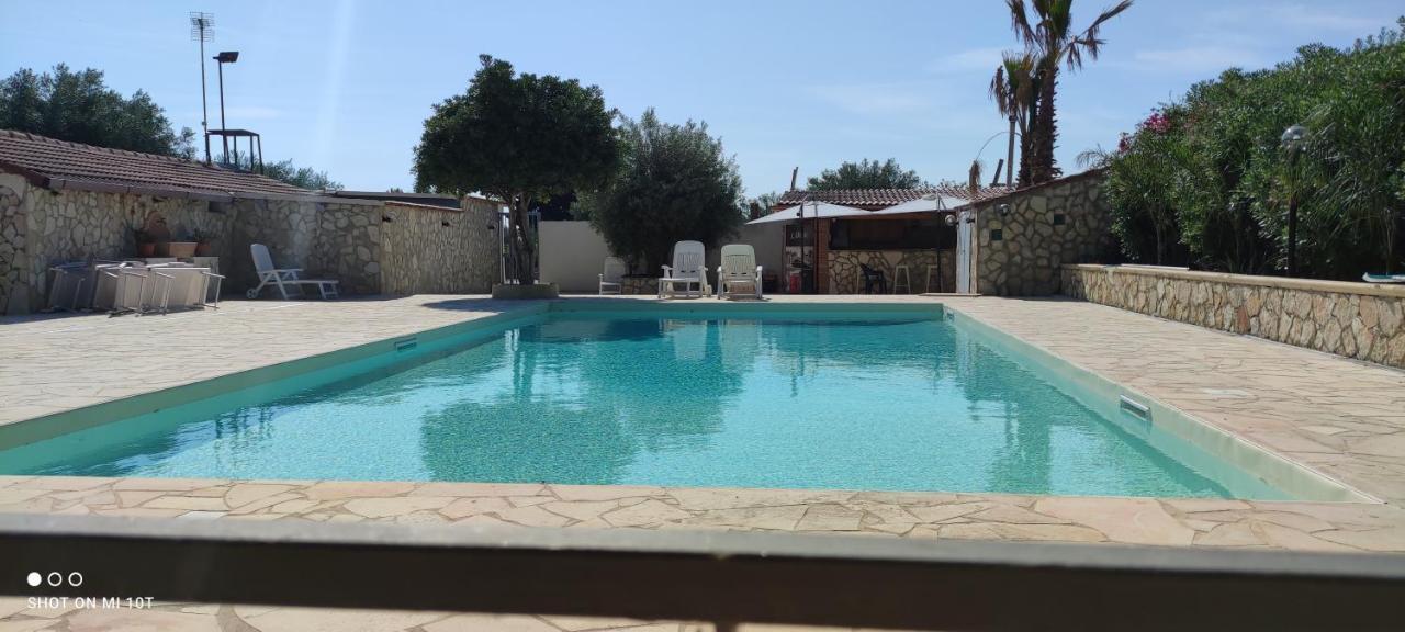 הוילה פלורידיה Casa Di Lu' מראה חיצוני תמונה