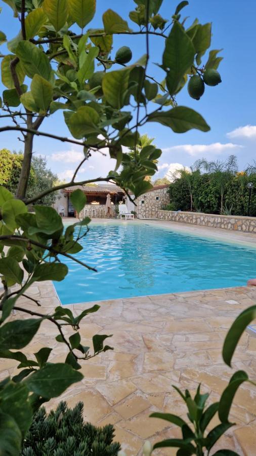 הוילה פלורידיה Casa Di Lu' מראה חיצוני תמונה